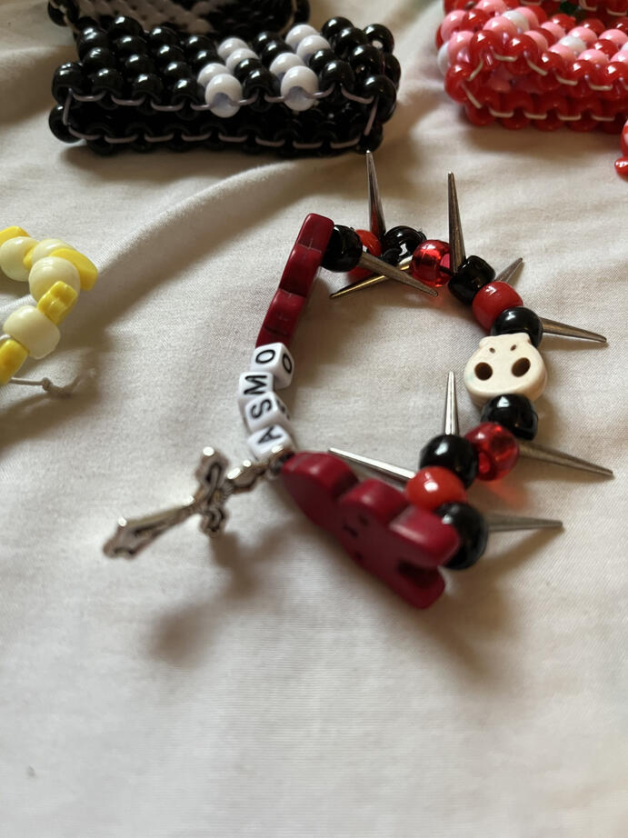 beaded single-row bracelet - $20